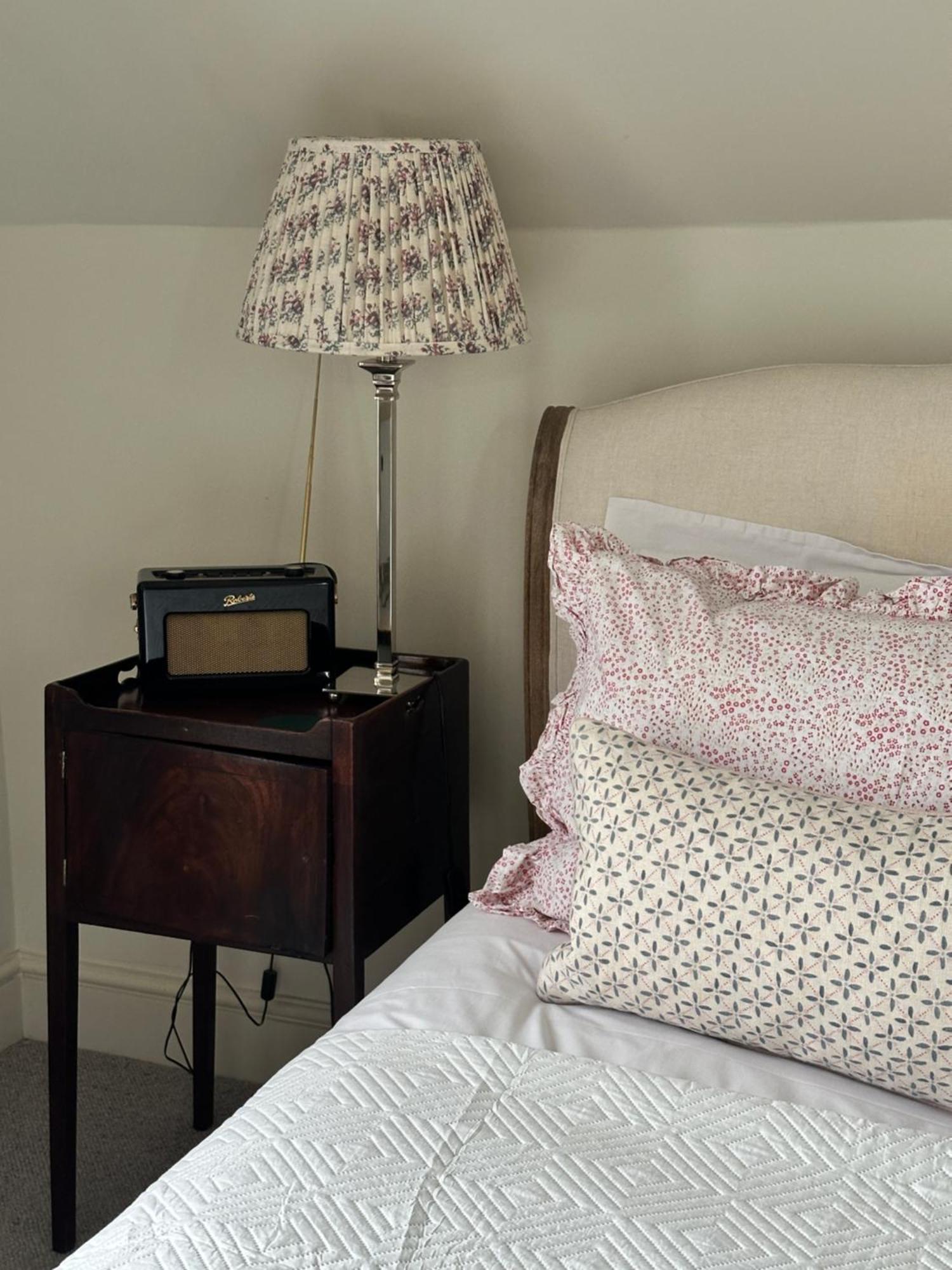 The Bothy Apartment Pewsey Bagian luar foto